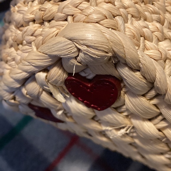 Brighton straw purse w red leather and flower details. - Picture 6 of 7
